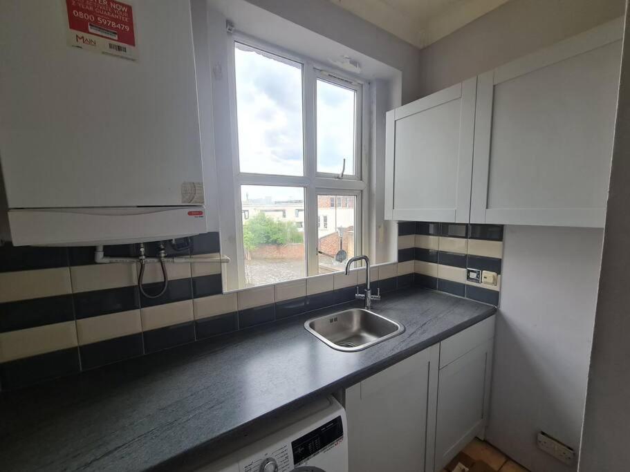 Cute One Bedroom Apartment London Kültér fotó